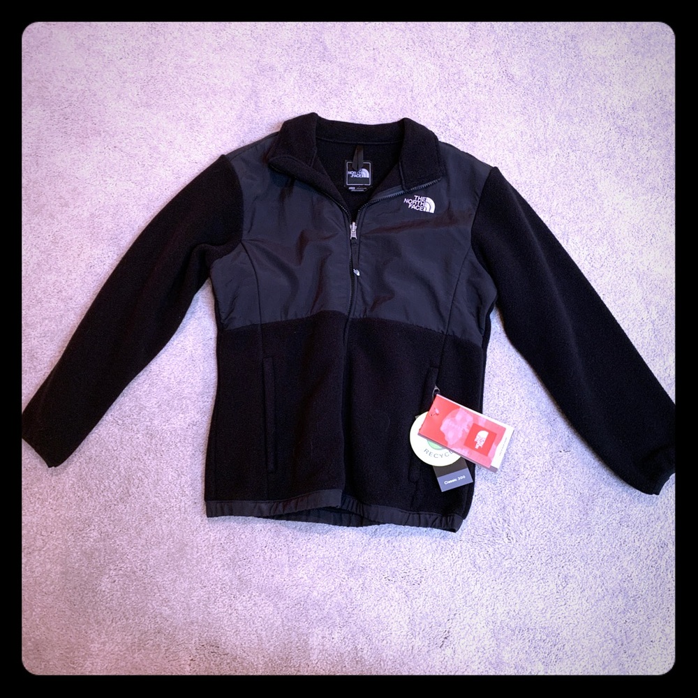 Kids XL North Face (fits like a woman’s small)